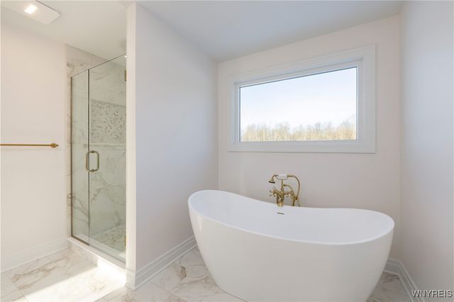 71 Woodthrush Trail, Orchard Park, NY 14127