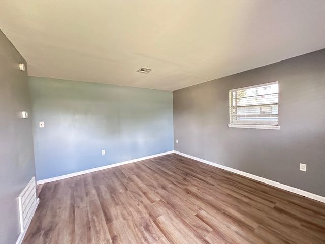 228 Oakshire Dr, Houma, LA 70364