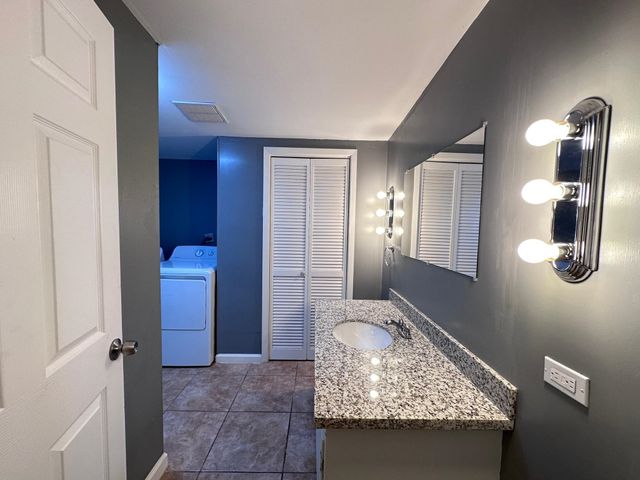 228 Oakshire Dr, Houma, LA 70364