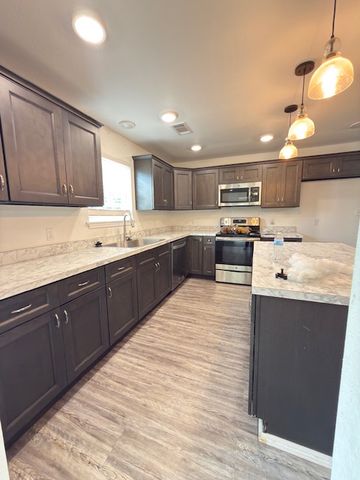 9 Wheeler Lane, Pottsville, AR 72858