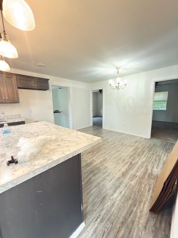 9 Wheeler Lane, Pottsville, AR 72858