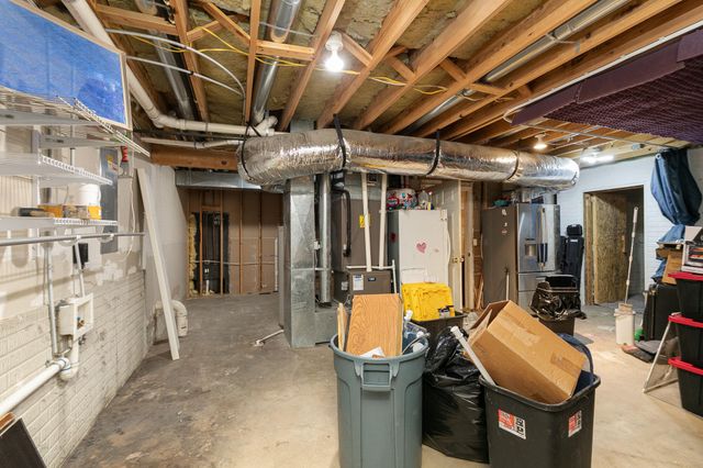 3861 W Lark Street, Springfield, MO 65810