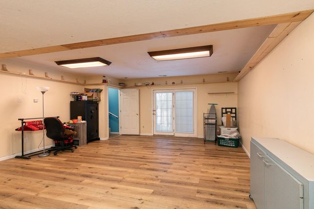 3861 W Lark Street, Springfield, MO 65810