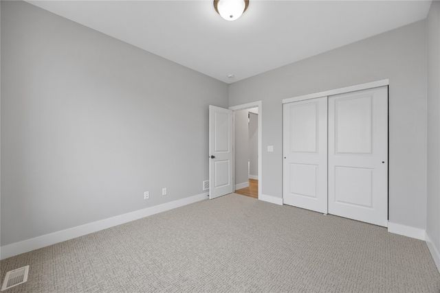 8806 Zeppelin Avenue NE, Cedar Rapids, IA 52402