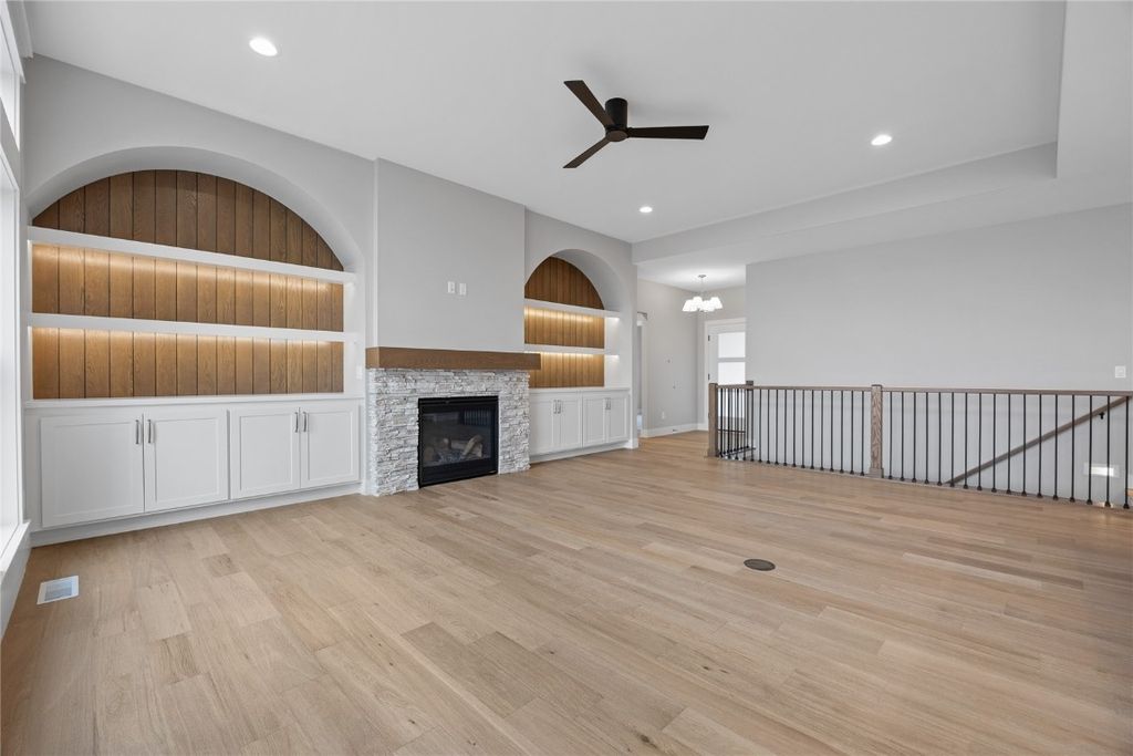 8806 Zeppelin Avenue NE, Cedar Rapids, IA 52402