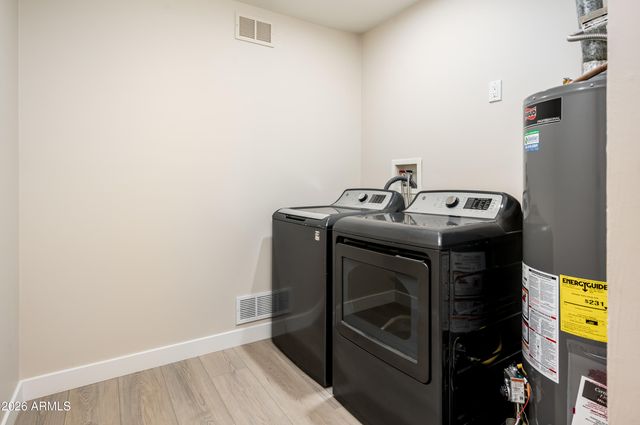 2111 W SOLANO Drive, Phoenix, AZ 85015