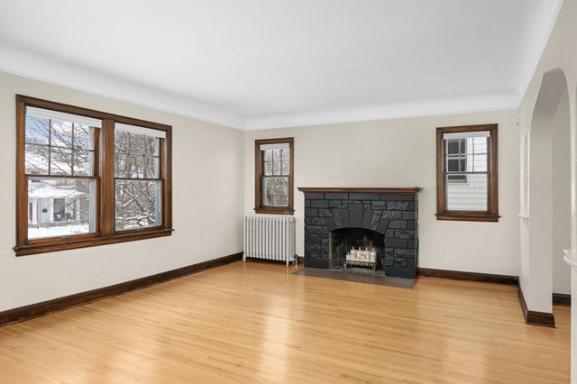 4304 Beard Avenue S, Minneapolis, MN 55410