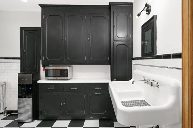 4304 Beard Avenue S, Minneapolis, MN 55410