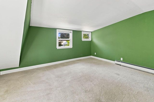 4858 N Iroquois AVENUE, Glendale, WI 53217