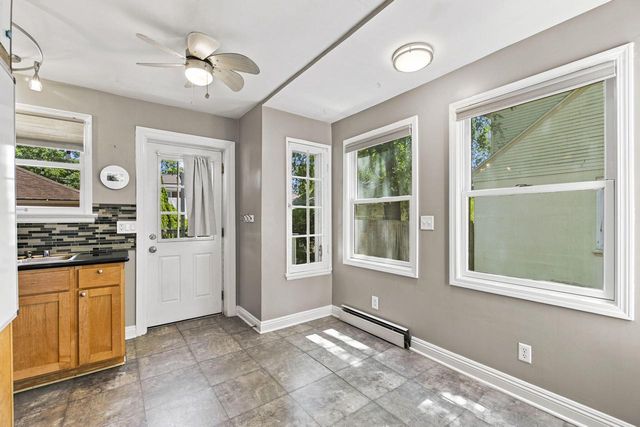 4858 N Iroquois AVENUE, Glendale, WI 53217