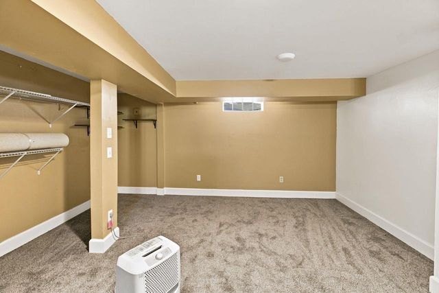 4858 N Iroquois AVENUE, Glendale, WI 53217