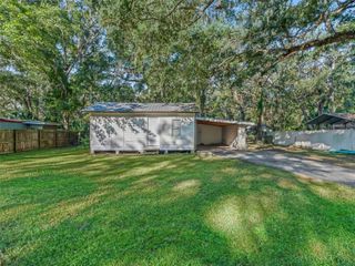 2850 CR 423, Lake Panasoffkee, FL 33538