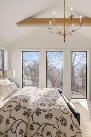 3749 Brookside Drive, Chaska, MN 55318