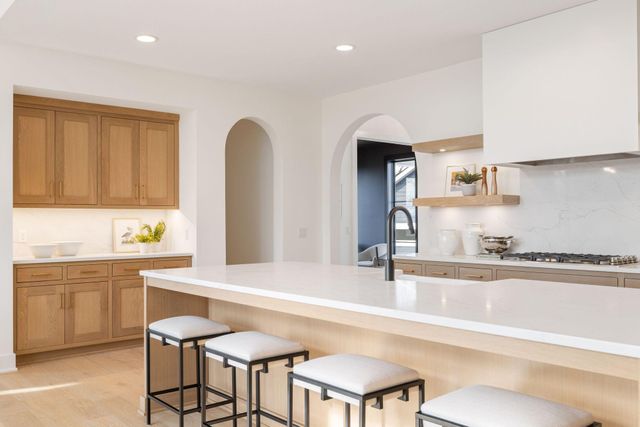 3749 Brookside Drive, Chaska, MN 55318