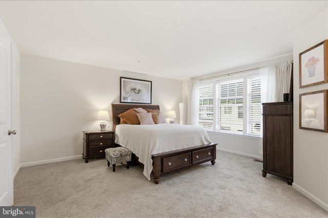 9511 SMITHVIEW PL, Lanham, MD 20706