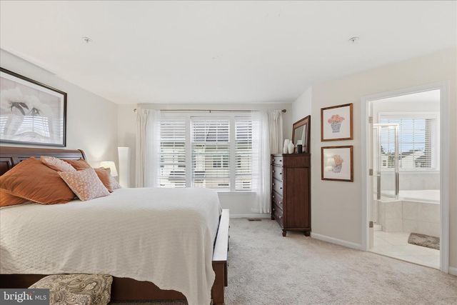 9511 SMITHVIEW PL, Lanham, MD 20706