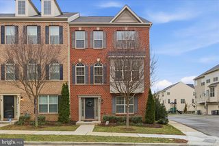 9511 SMITHVIEW PL, Lanham, MD 20706