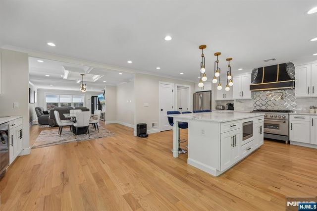 676 Ridgewood Avenue, Oradell, NJ 07649