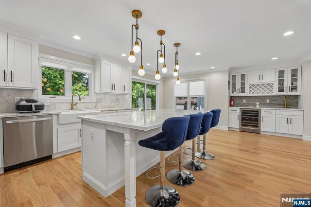 676 Ridgewood Avenue, Oradell, NJ 07649