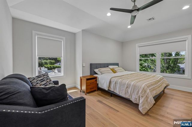 676 Ridgewood Avenue, Oradell, NJ 07649