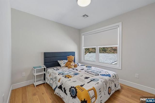 676 Ridgewood Avenue, Oradell, NJ 07649