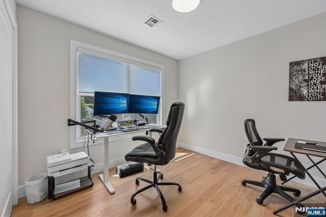 676 Ridgewood Avenue, Oradell, NJ 07649