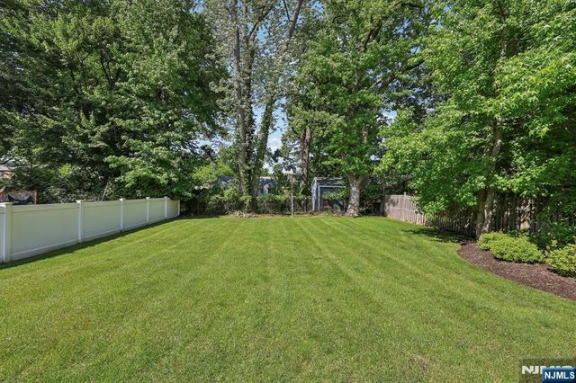 676 Ridgewood Avenue, Oradell, NJ 07649