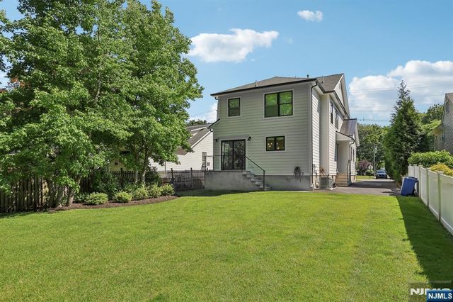 676 Ridgewood Avenue, Oradell, NJ 07649
