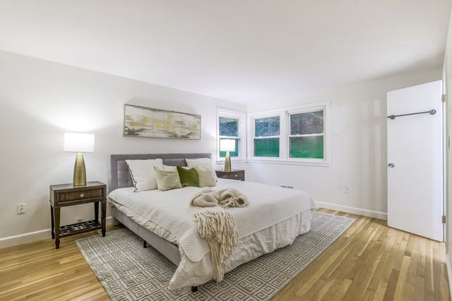15 Bosworth Rd, Framingham, MA 01701
