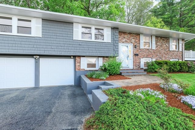 15 Bosworth Rd, Framingham, MA 01701