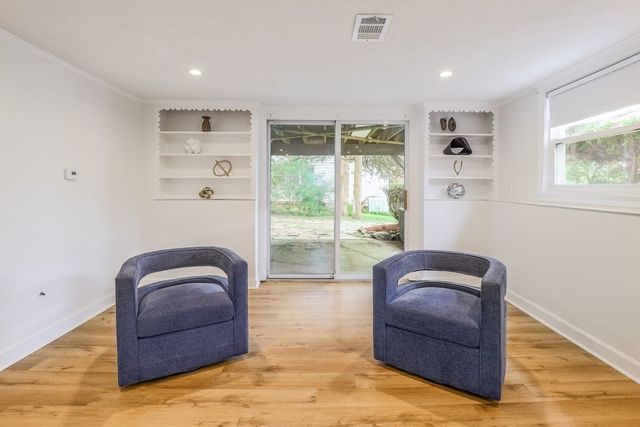 15 Bosworth Rd, Framingham, MA 01701