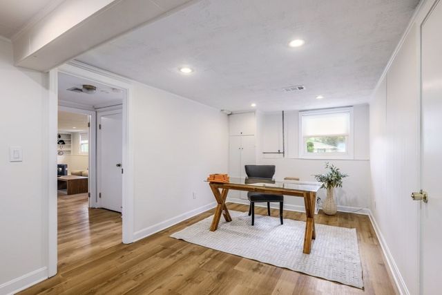 15 Bosworth Rd, Framingham, MA 01701