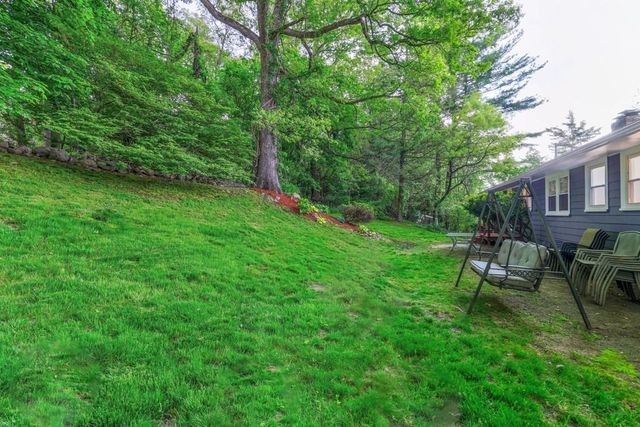15 Bosworth Rd, Framingham, MA 01701