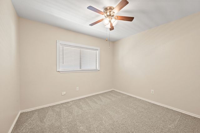 10104 Chapel Glen Terrace, Fort Worth, TX 76116