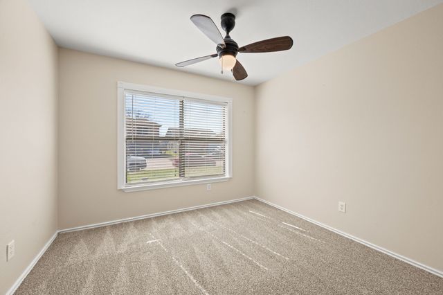 10104 Chapel Glen Terrace, Fort Worth, TX 76116