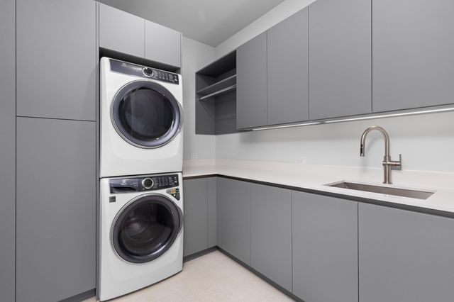 827 SE 2nd Avenue, Delray Beach, FL 33483