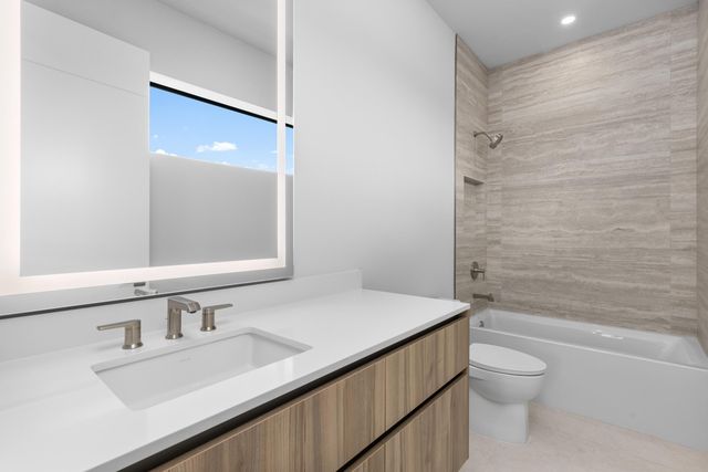 827 SE 2nd Avenue, Delray Beach, FL 33483