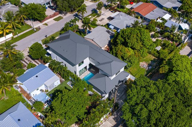 827 SE 2nd Avenue, Delray Beach, FL 33483