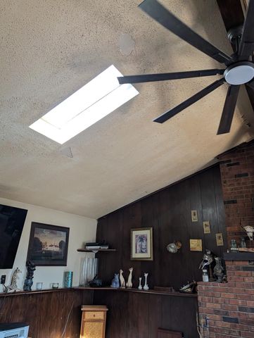 20250 S 1485 Road, Stockton, MO 65785