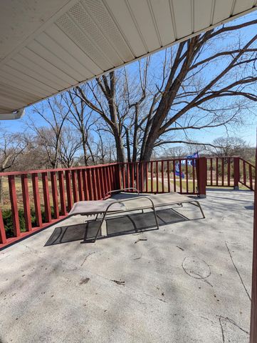 20250 S 1485 Road, Stockton, MO 65785