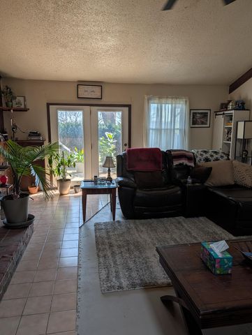 20250 S 1485 Road, Stockton, MO 65785