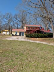 20250 S 1485 Road, Stockton, MO 65785