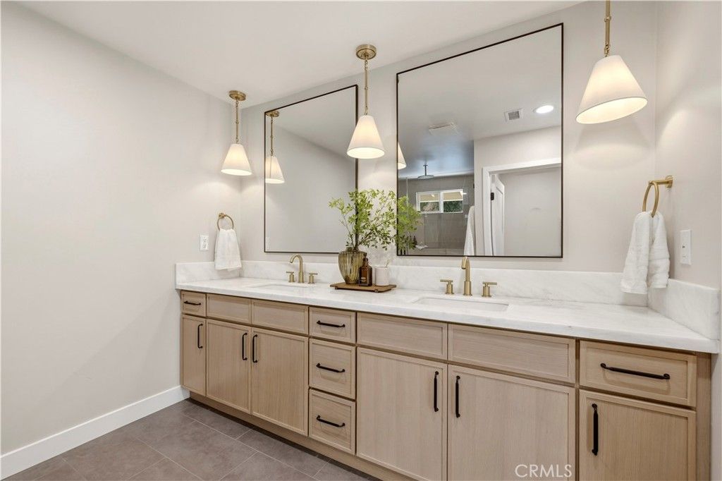 Image 35 of property listing at 26418 Sand Canyon Road, Canyon Country, CA 91387