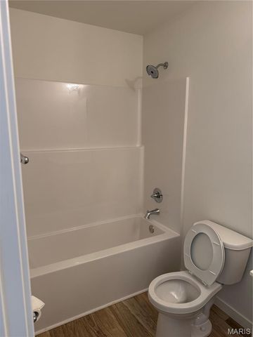 2040 Central Park Drive Drive, Troy, MO 63379