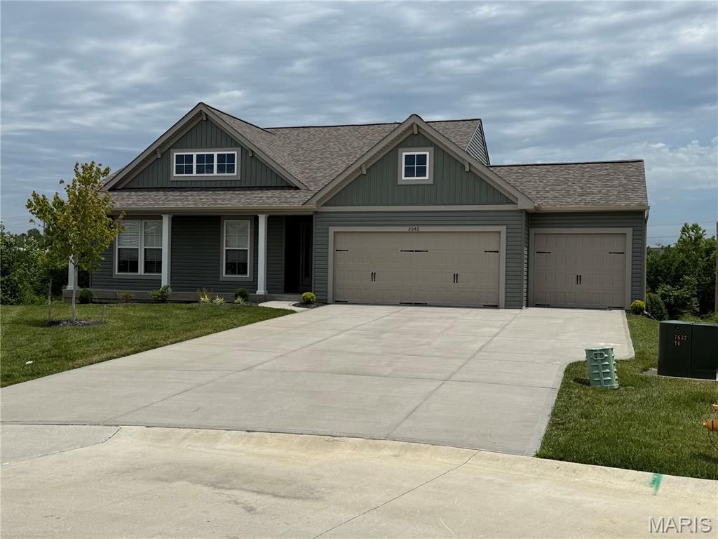 2040 Central Park Drive Drive, Troy, MO 63379
