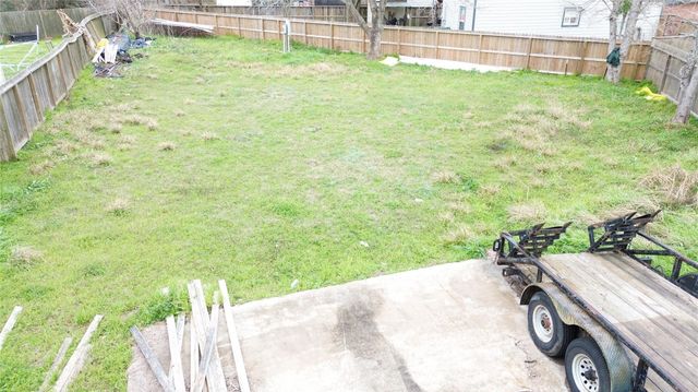 1622 Quail Run, Brookshire, TX 77423