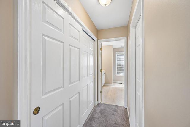 404 COUNTRY EDGE CIR, Downingtown, PA 19335