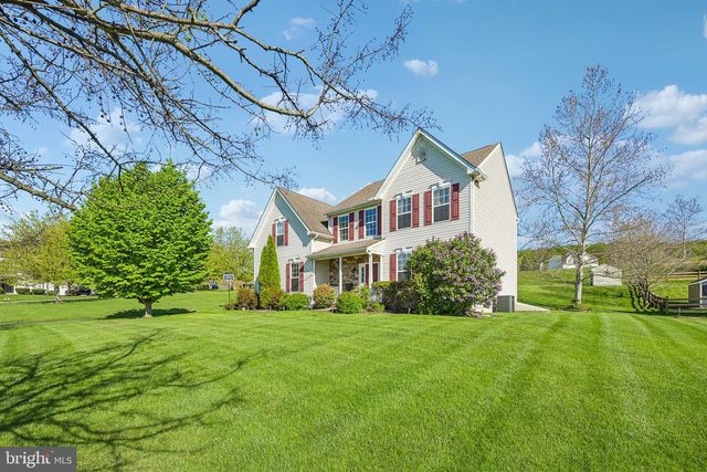 404 COUNTRY EDGE CIR, Downingtown, PA 19335