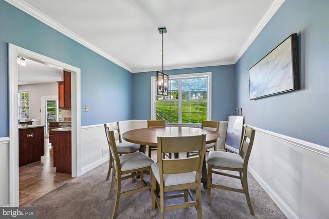 404 COUNTRY EDGE CIR, Downingtown, PA 19335