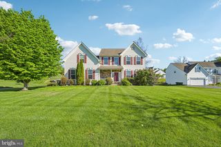 404 COUNTRY EDGE CIR, Downingtown, PA 19335